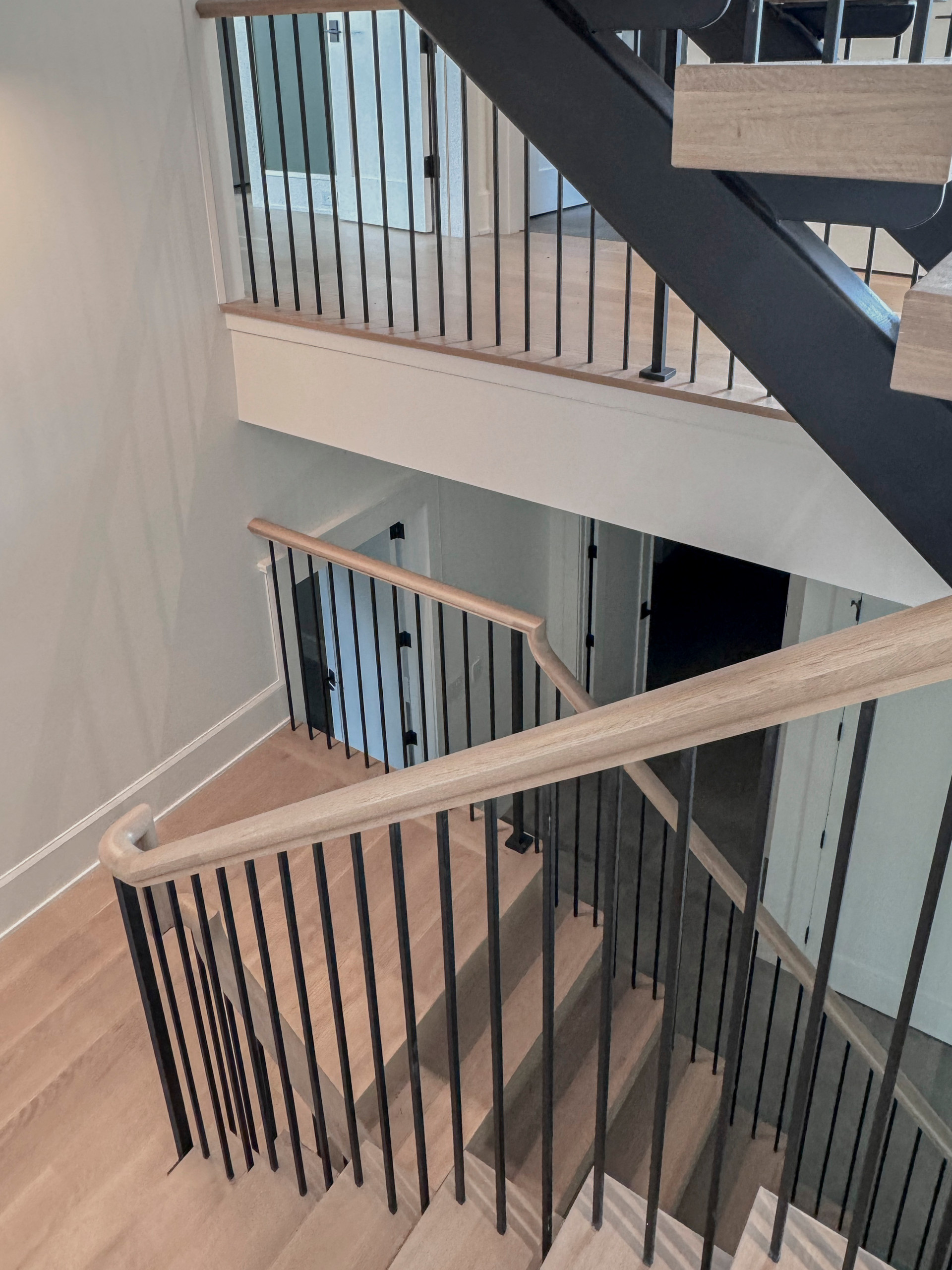 122_Modern Steel & Wood Floating Staircase, Arlington VA 22207