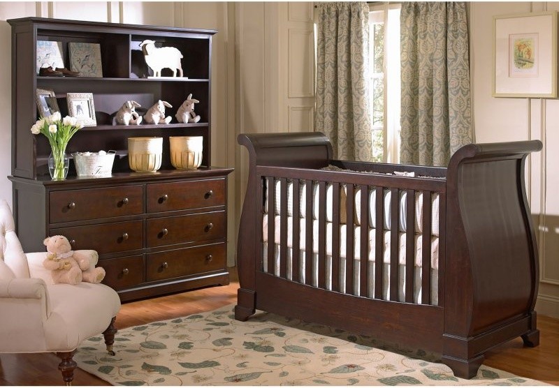 Munire Furniture Chesapeake 4-in-1 Convertible Sleigh Crib - Merlot Multicolor -