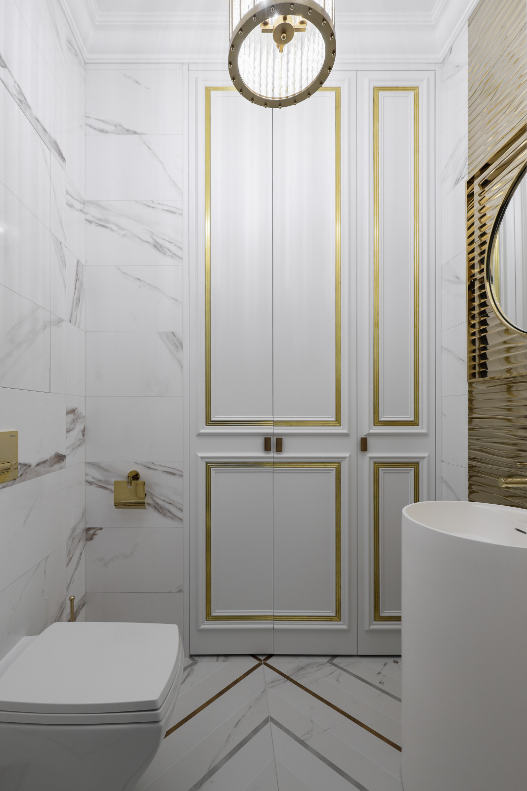 Реализованный дизайн-проект квартиры 90 кв.м.в стиле неоклассика