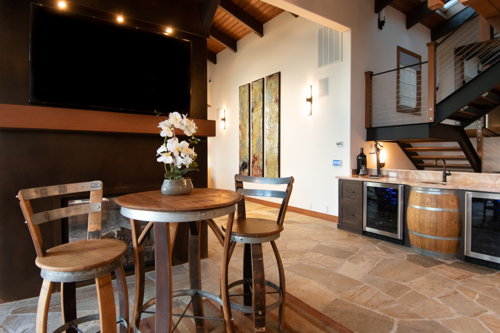 Dining room - rustic dining room idea