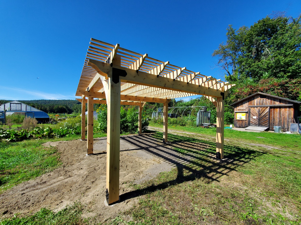Backyard Pergola - Greenfield, MA