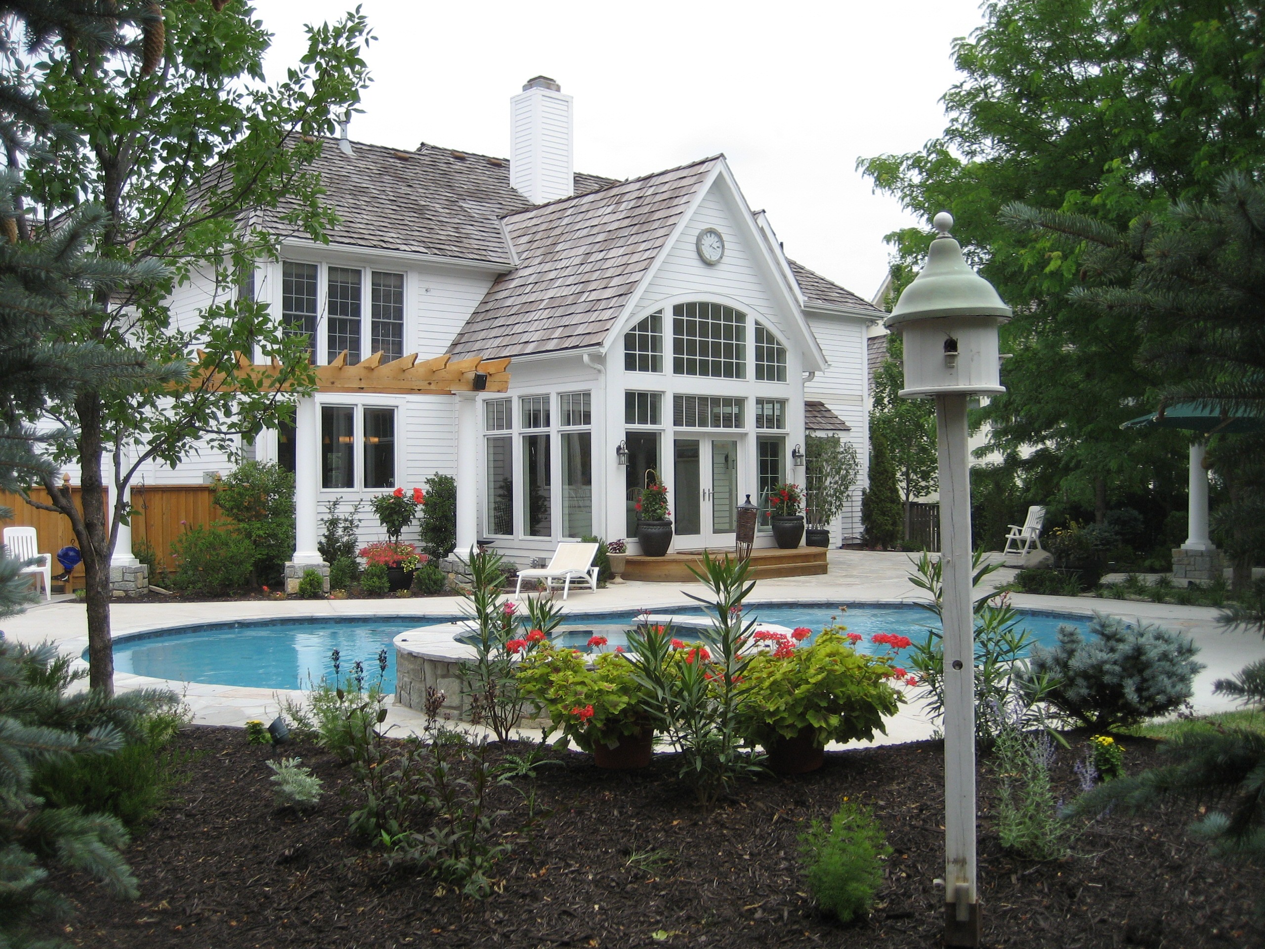 Leawood Pool Paradise