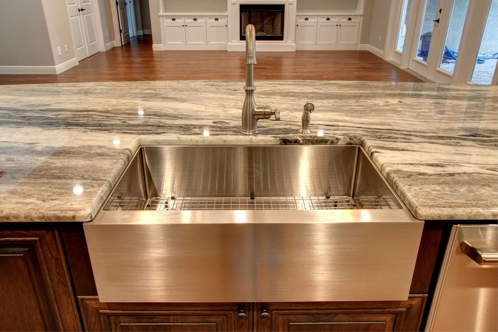 Kitchen - kitchen idea in Tampa