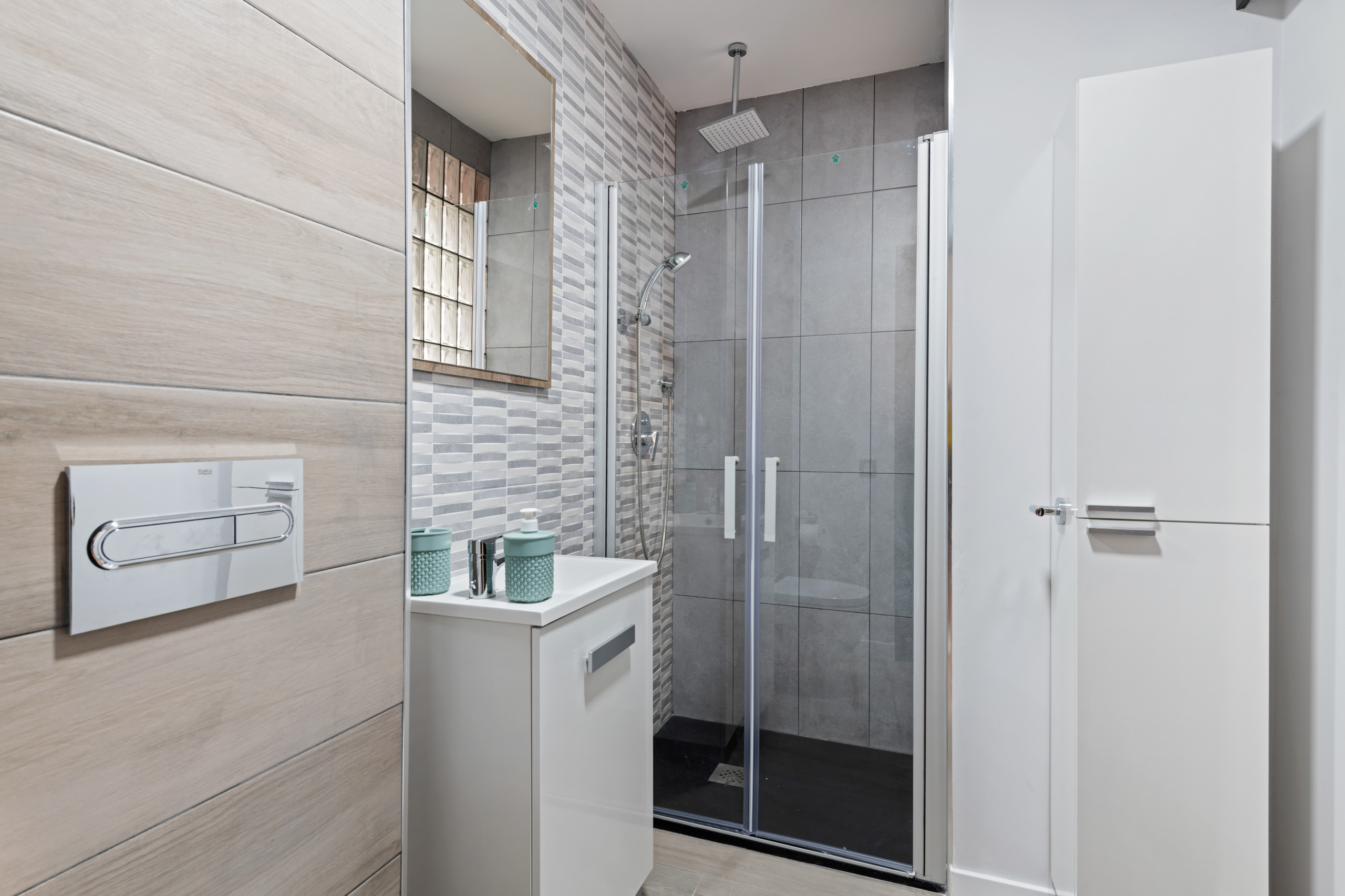 Baños diseñados para tu espacio con el mayor aprovechamiento del espacio.