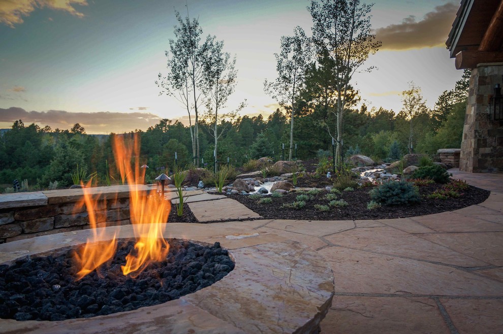 Design ideas for a rustic landscaping in Denver.