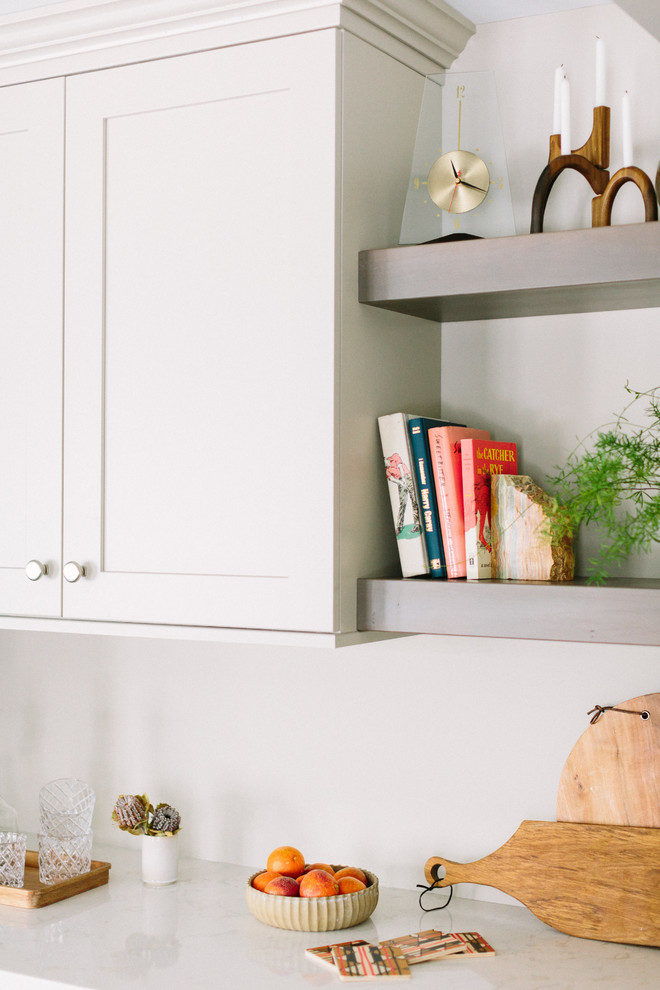Inspiration for a transitional basement remodel in Chicago