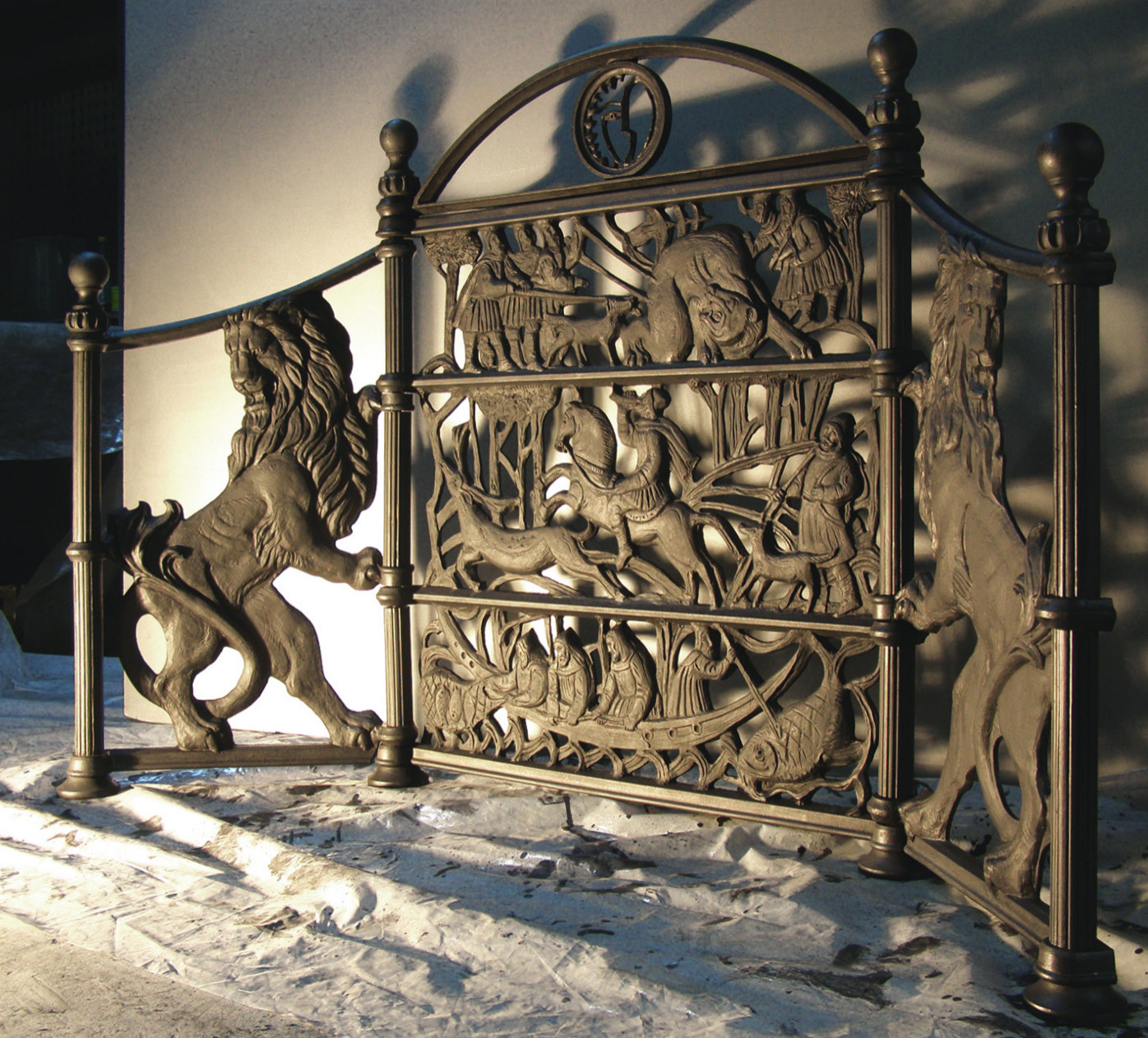 Литой декор для камина