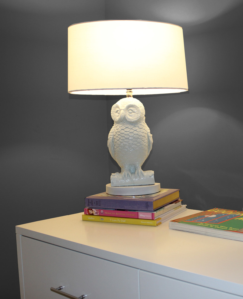 Inspiration for a transitional kids' room in Atlanta.