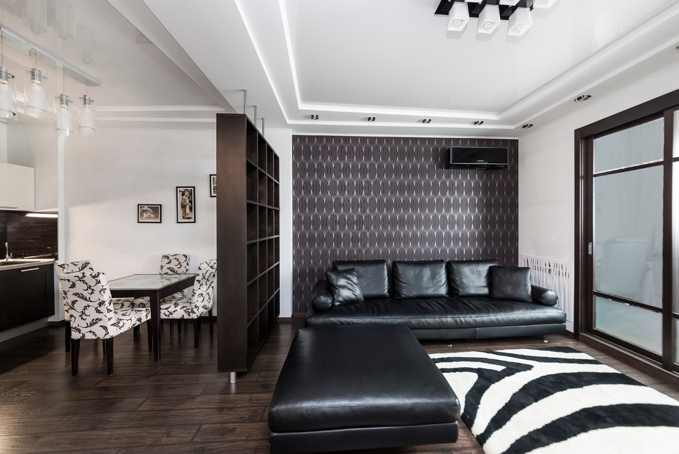 2-х комнатная квартира в черно-белых тонах с акцентами красного