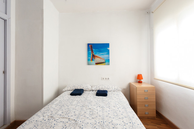 Clientes particulares transitional-bedroom