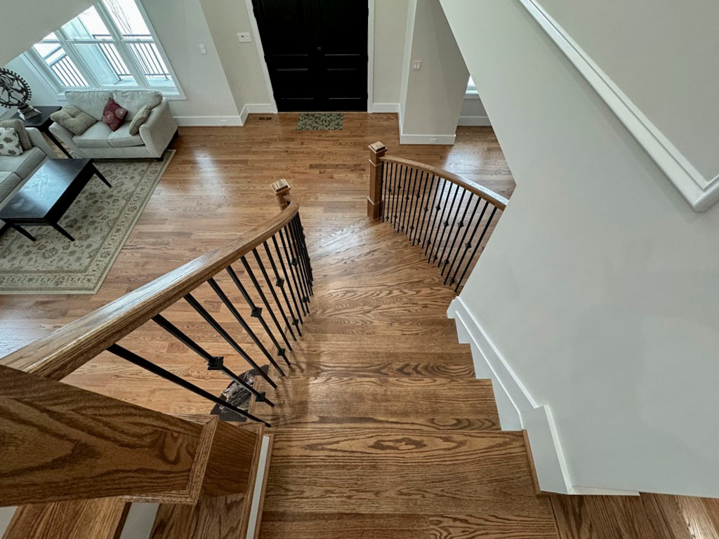 117_Distinct Oak Staircase with Iron Balusters & Oak Rail Profile, Chantilly VA