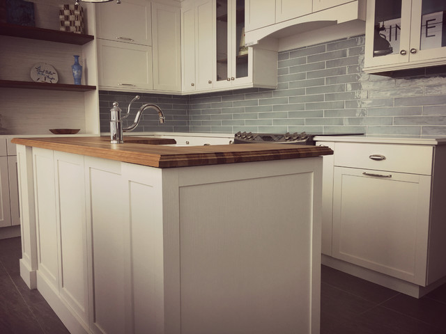Cuisine beach-style-kitchen