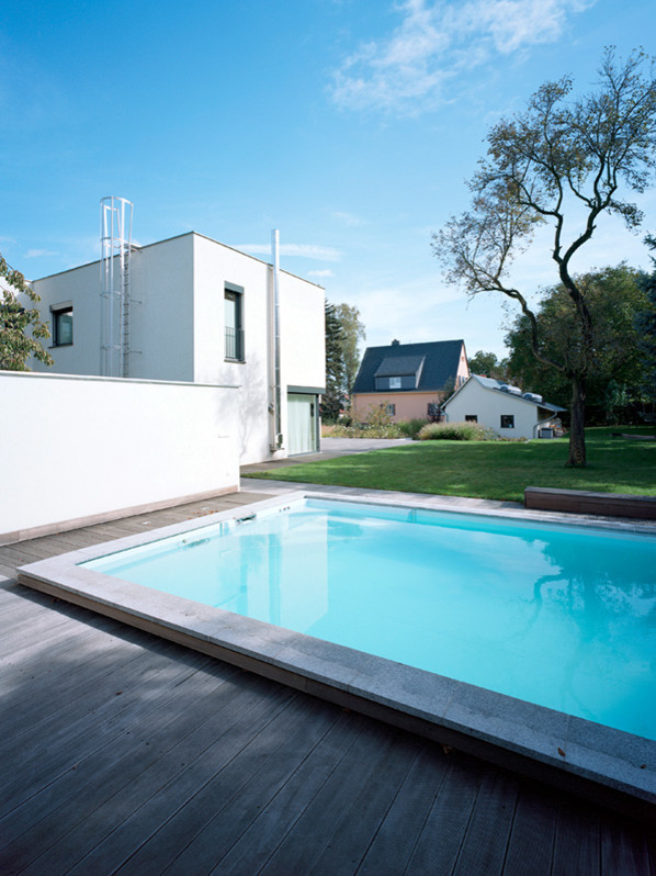 Moderner Pool in Dresden