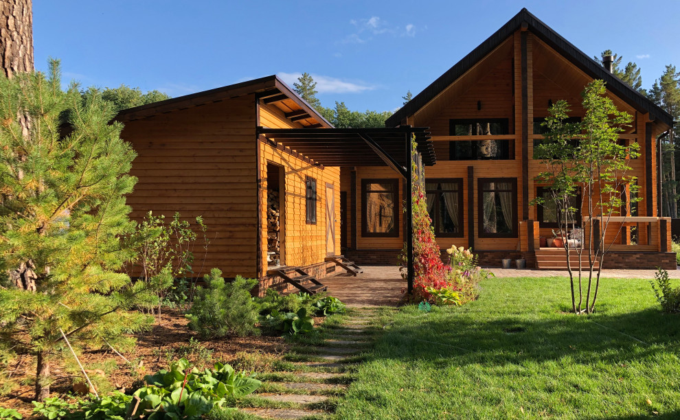 Усадьба на краю леса