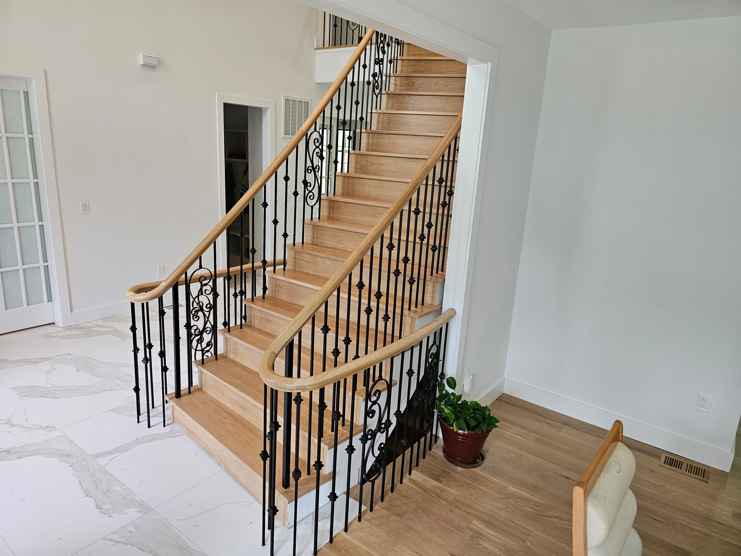 120_Luxurious White Oak Stair with Iron Balusters, Great Falls, 22066