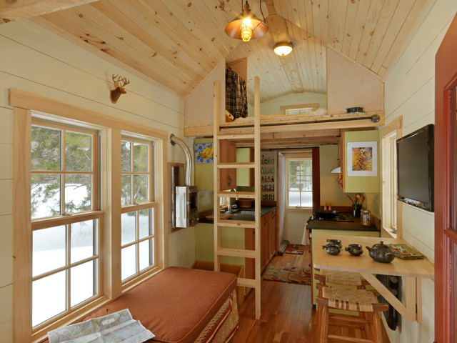Tiny House rustik-vardagsrum