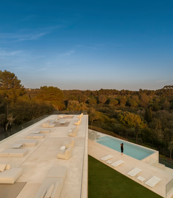 Villa 95 modern-pools-and-hot-tubs