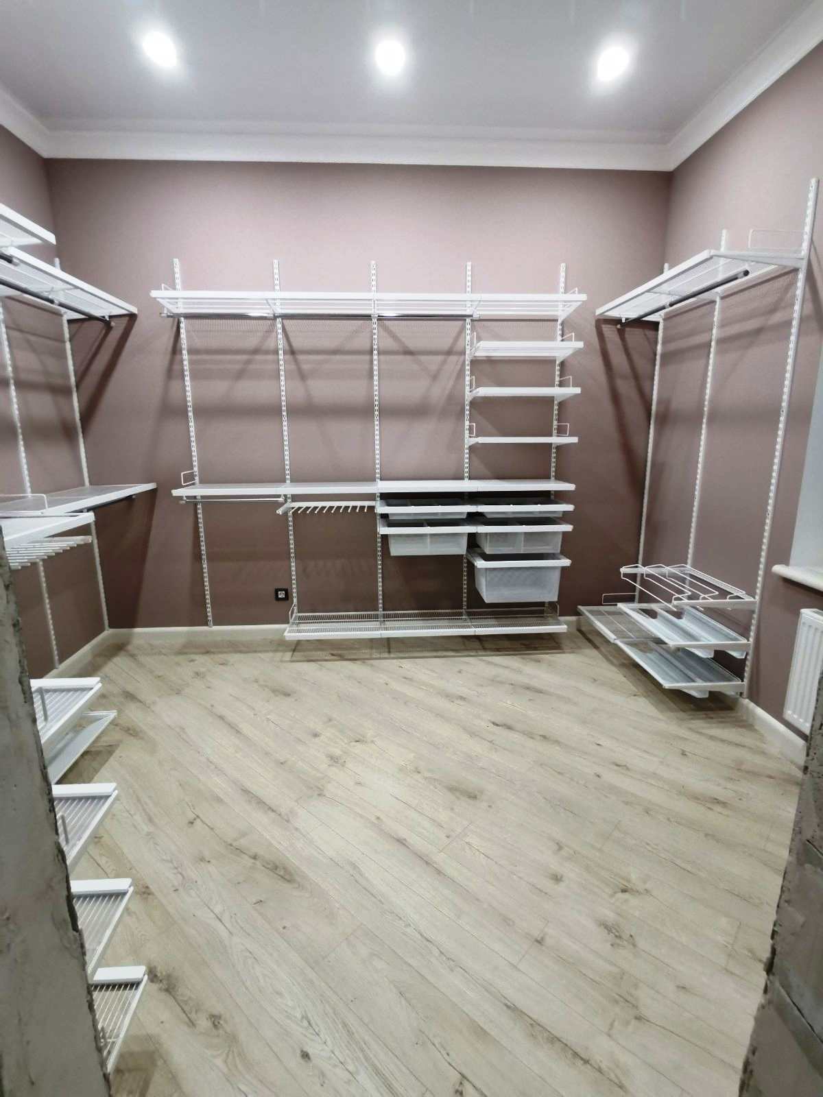 Гардеробная в частном доме