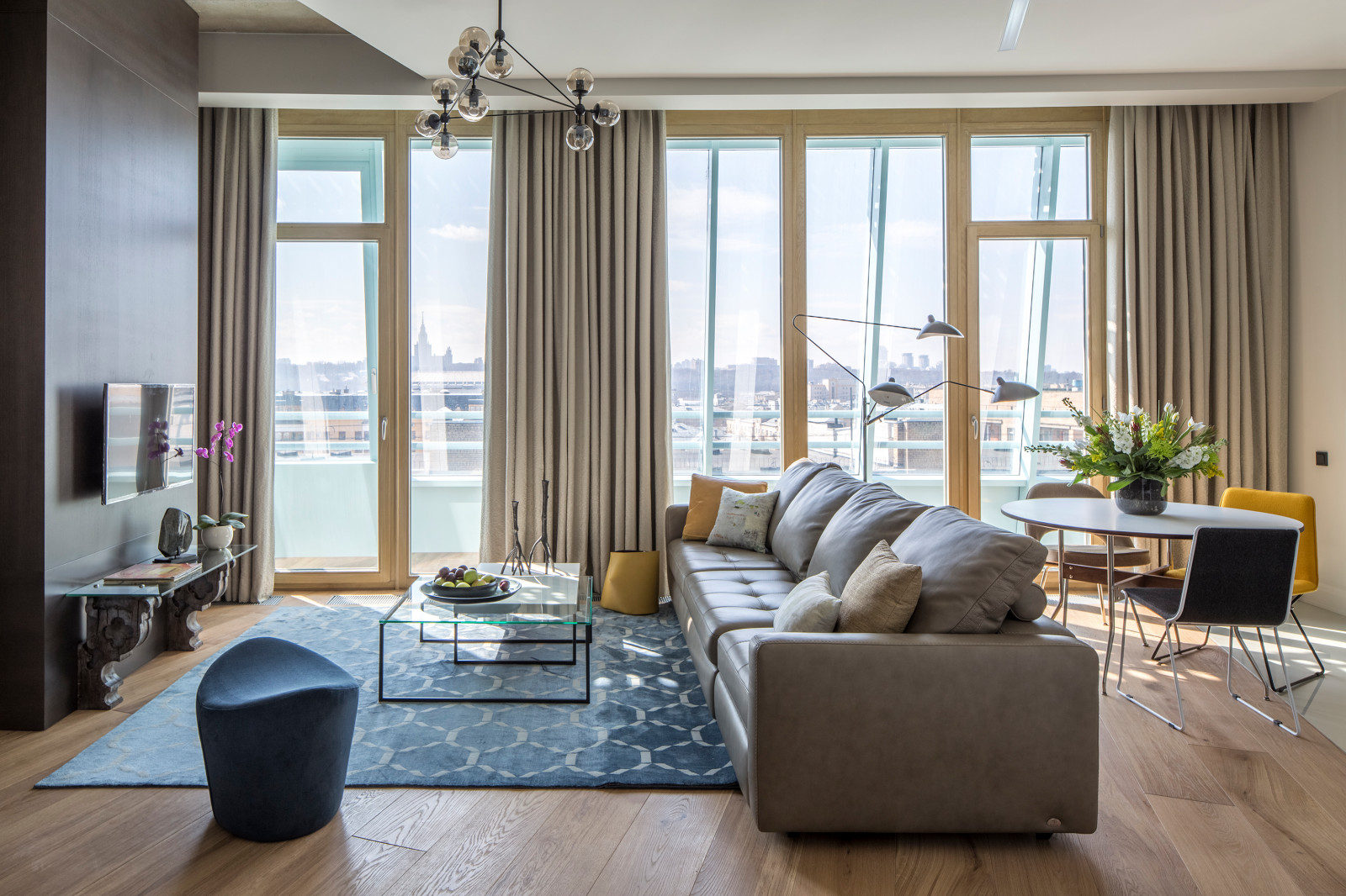 Минимализм плюс искорки сканди для разборчивых