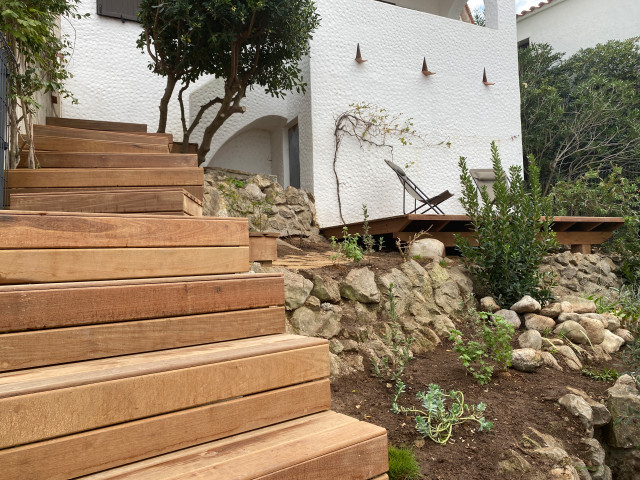 Jardin vue mer coastal-deck