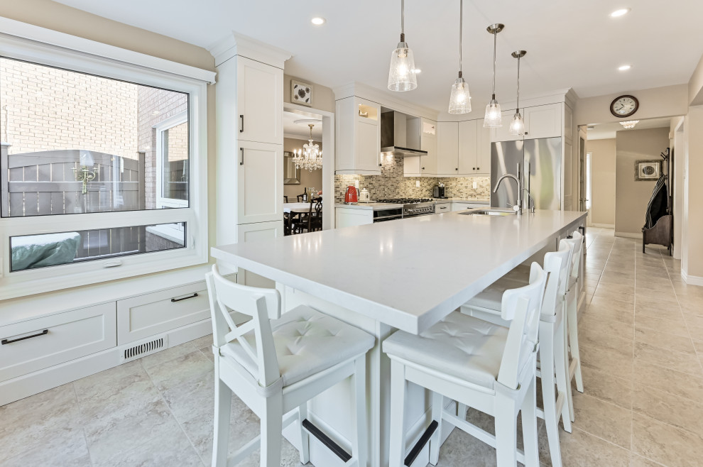 Kitchen - transitional kitchen idea