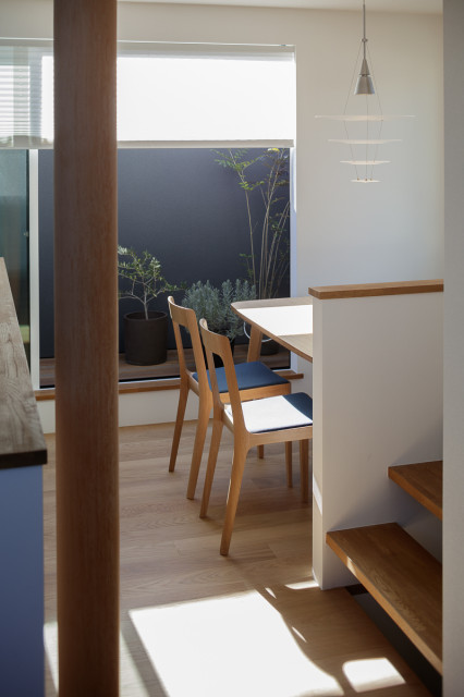 東町の家 esszimmer
