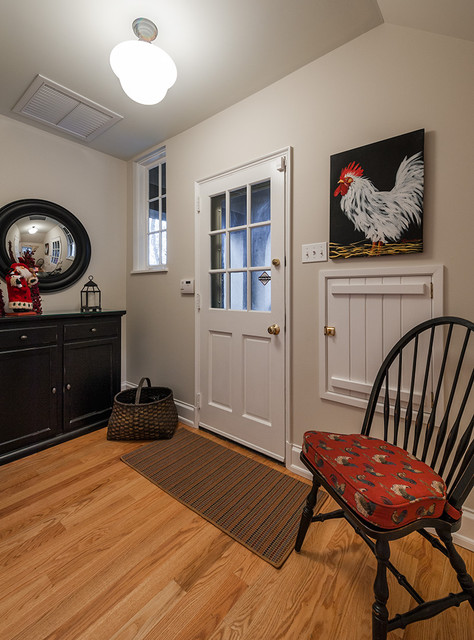 Kitchen and Interior Renovations classique-entree