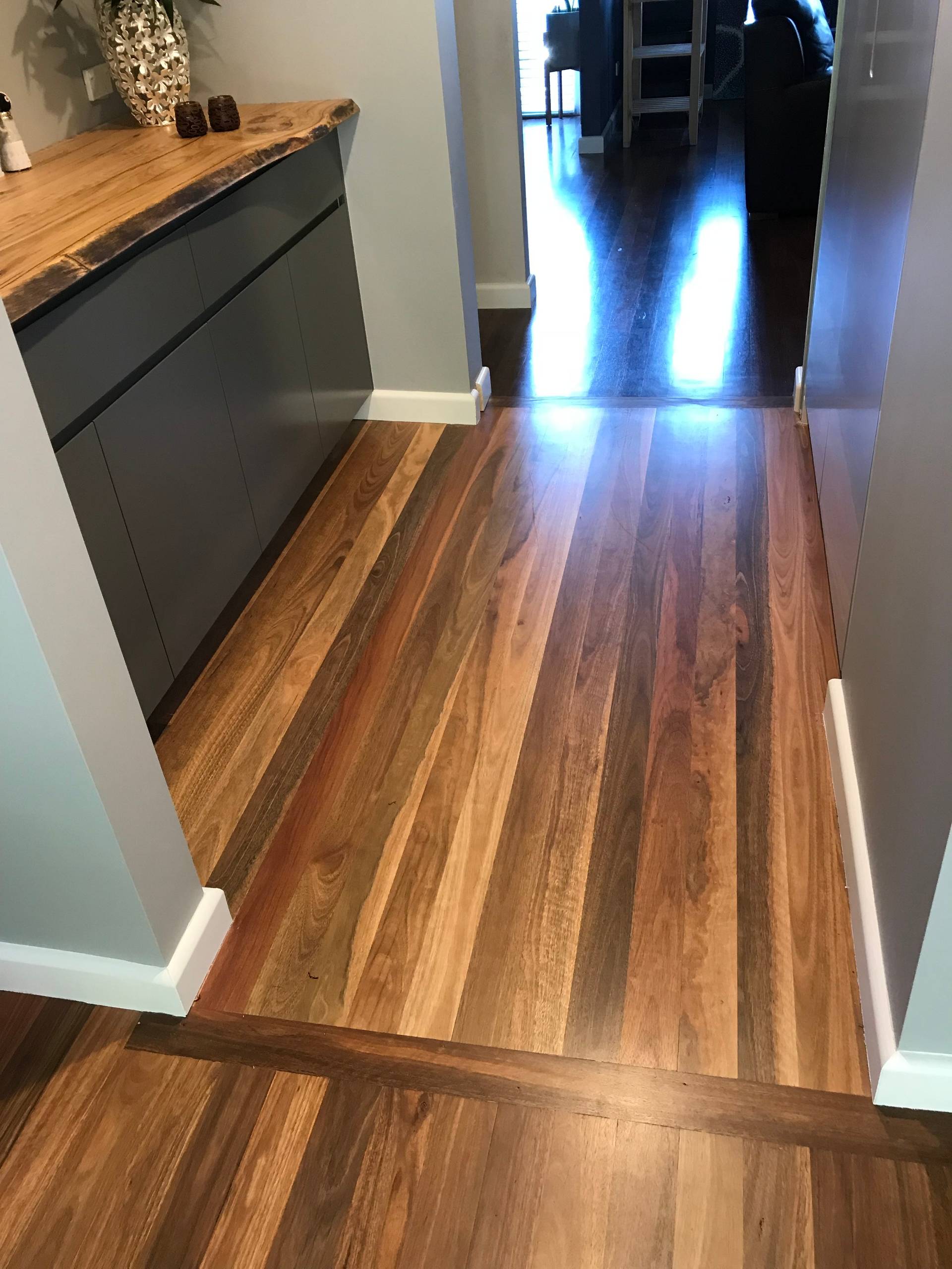 A KITCHEN WITH MANY DIFFERENCES