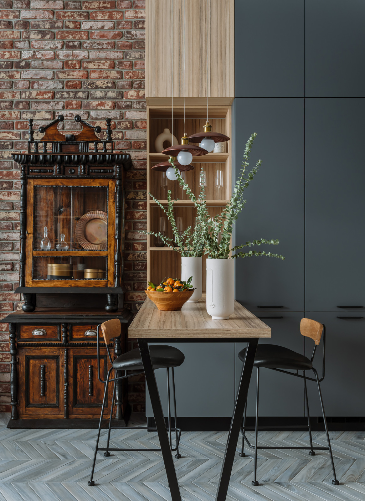 Kiss of foggy forest