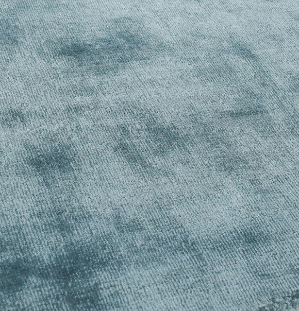 Classic Home Berlin Distressed Glacier Blue Rug, 5'x8' Contemporary