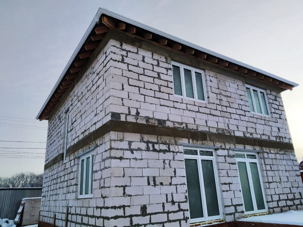 Двухэтажный коттедж из газобетонного блока