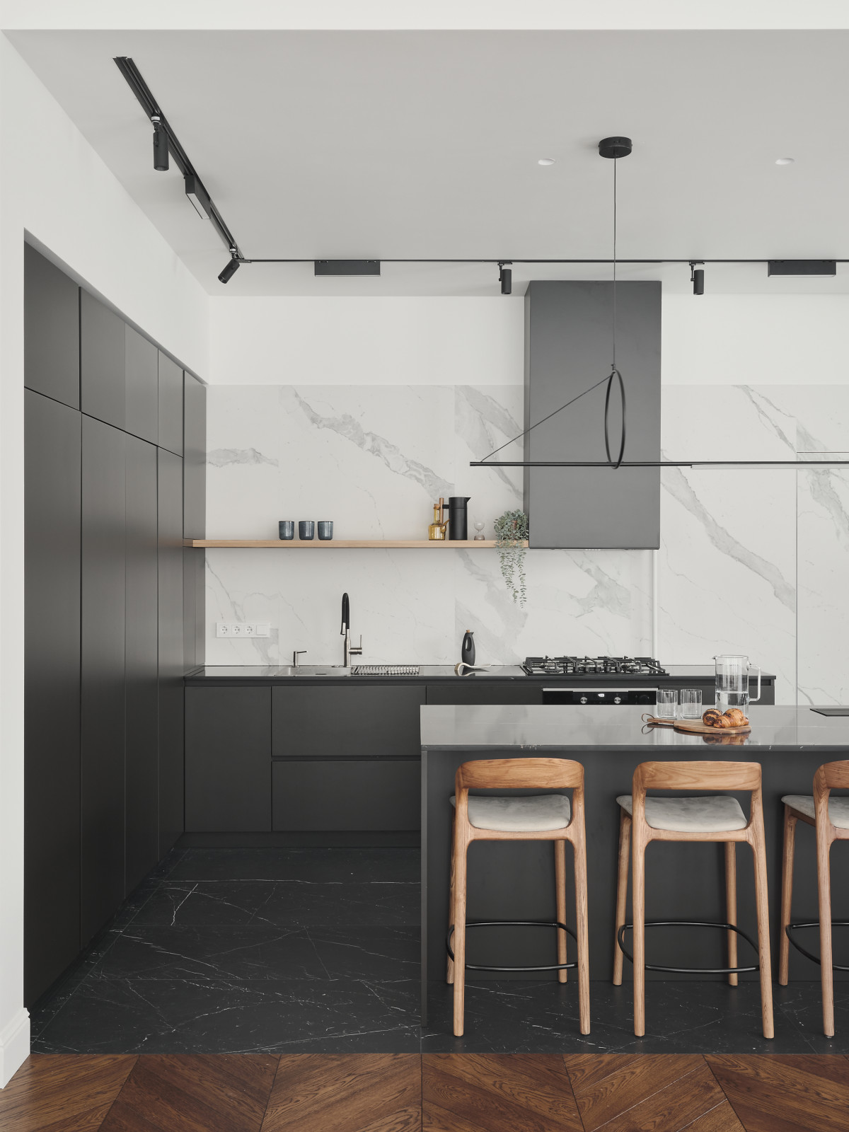 Вилла с бассейном