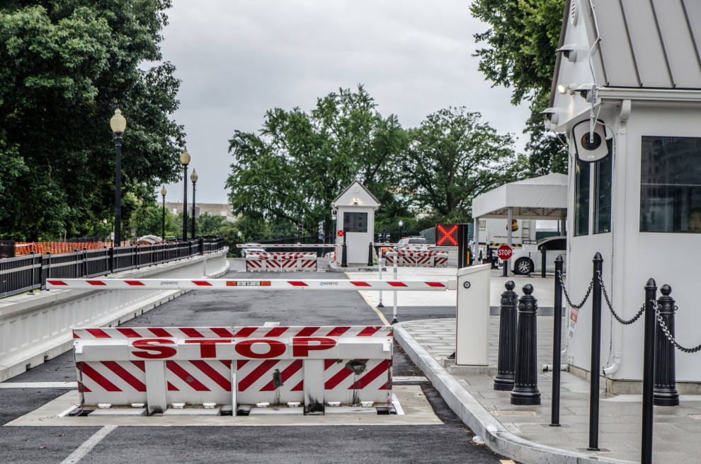 Expert Insights: How to Navigate Local Regulations in DC Construction Projects