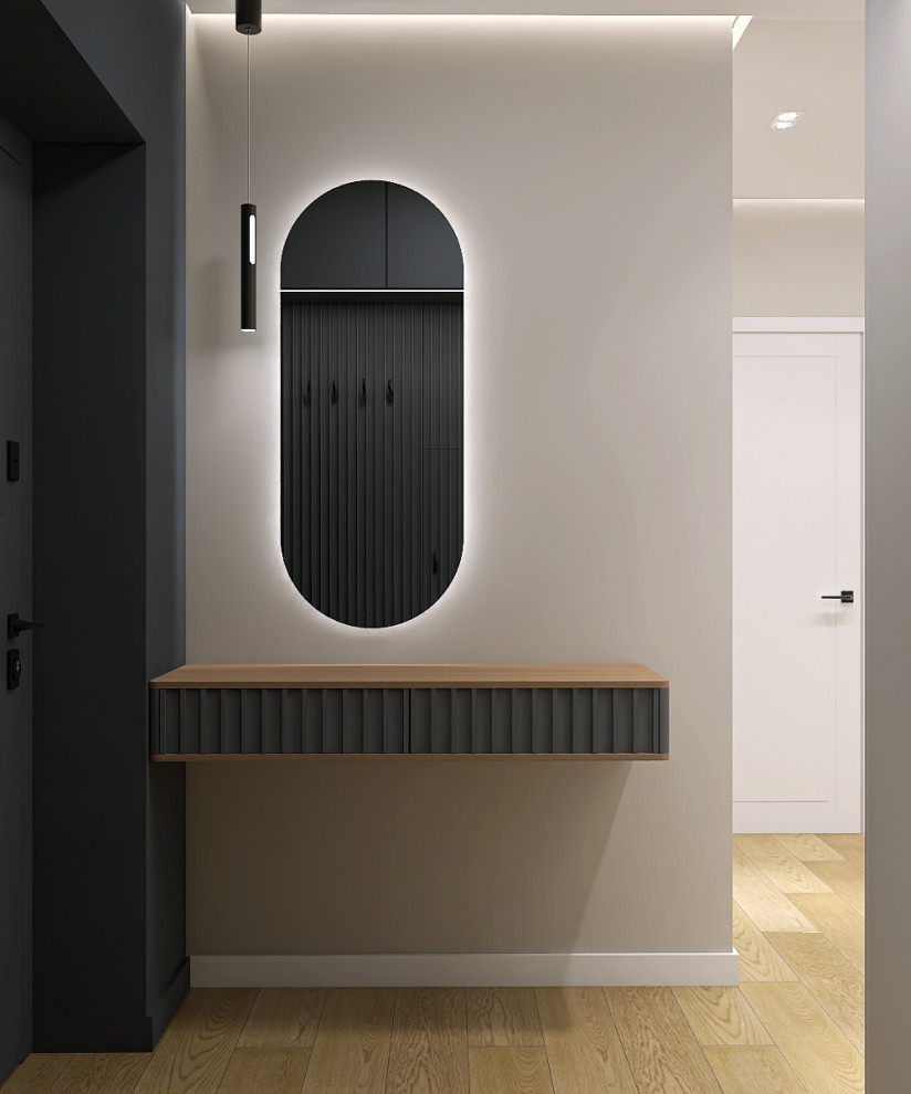 Idee per un corridoio minimal di medie dimensioni con pareti grigie, pavimento in vinile, pavimento giallo e pannellatura