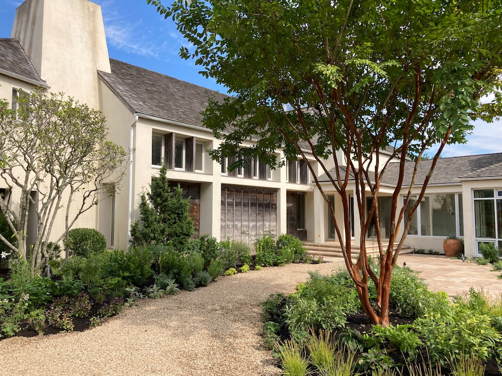 Watermill, NY, Native Coastal Courtyard