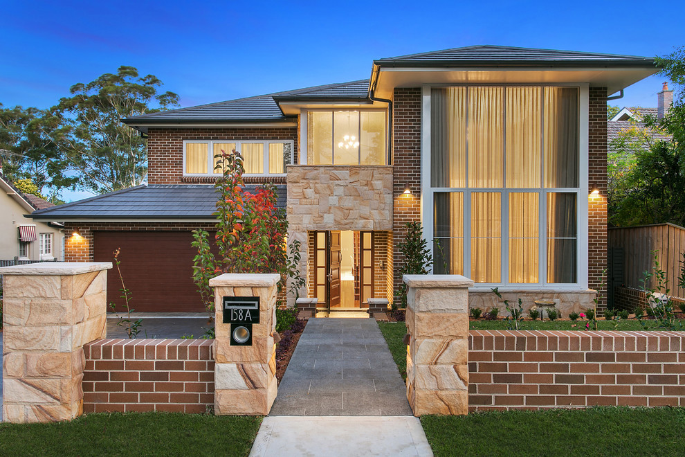 Design ideas for a mid-sized traditional exterior in Sydney.