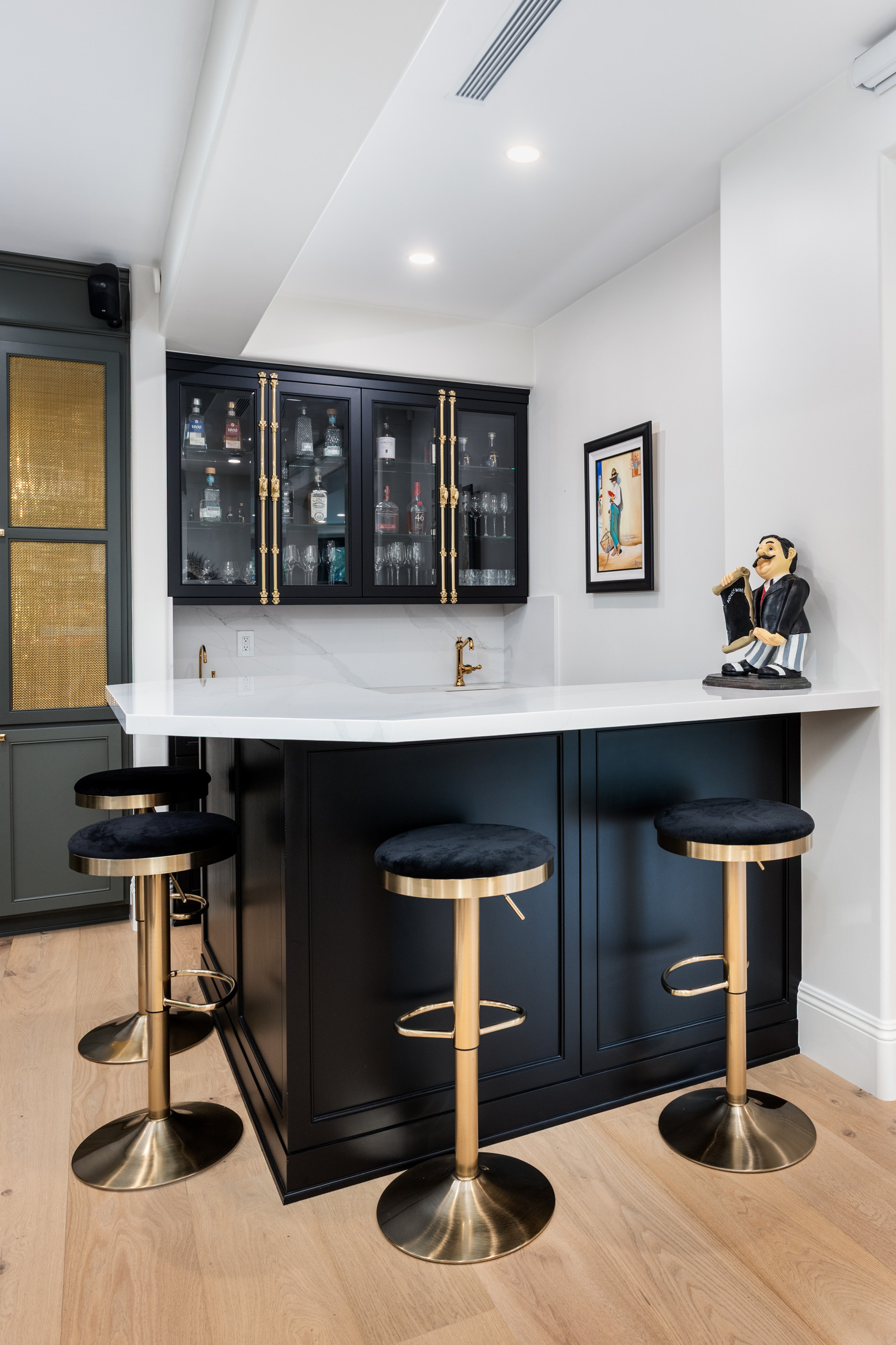 Calabasas Modern Traditional