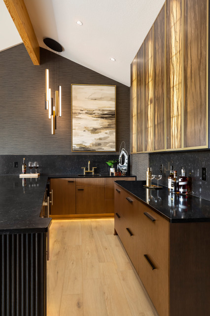 Luxe Layers contemporary-hemmabar