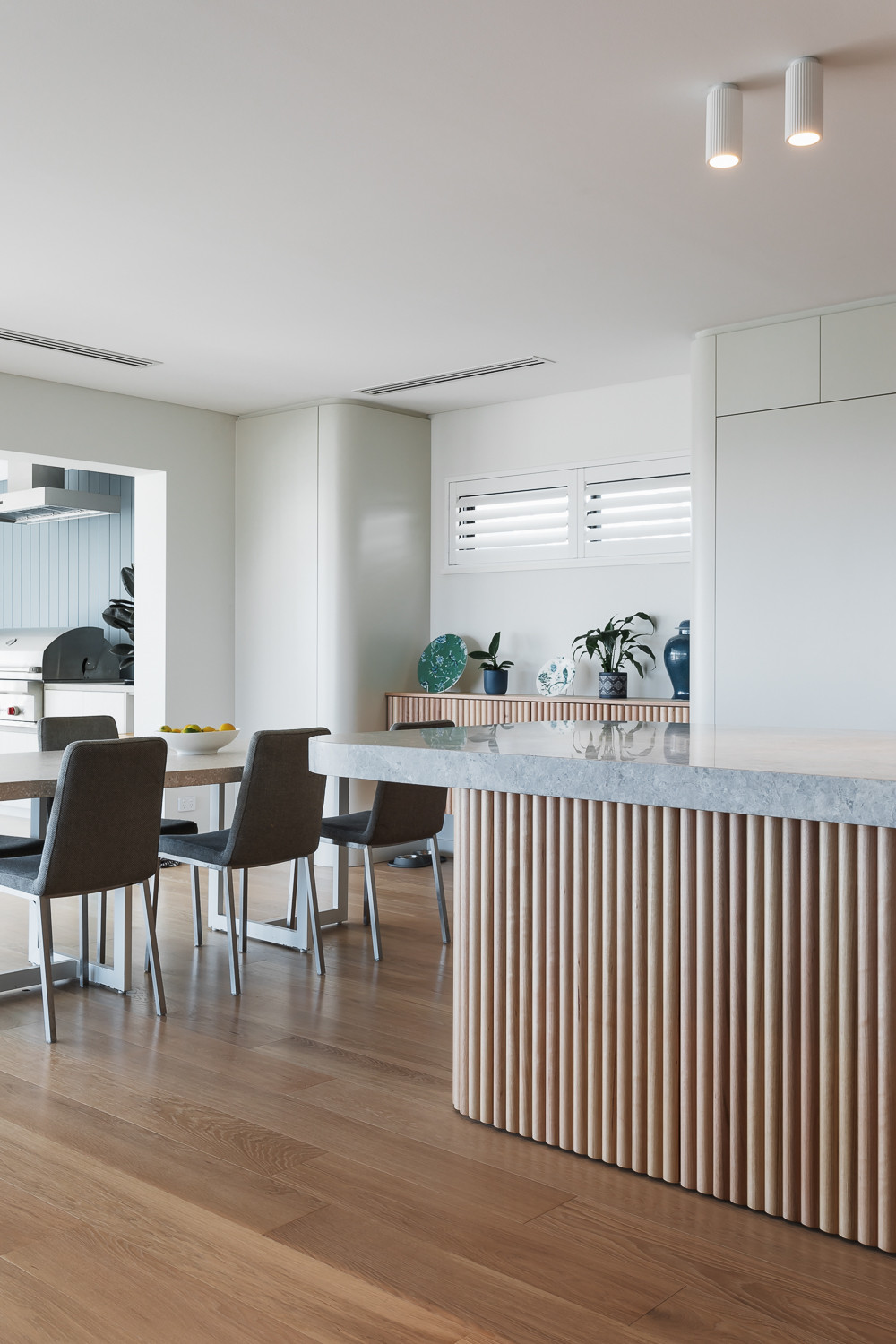 Кухня-столовая