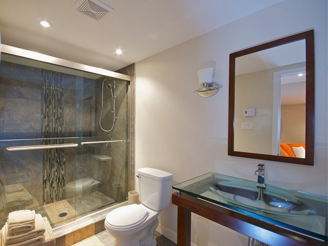 Bathroom #2 - McKinley