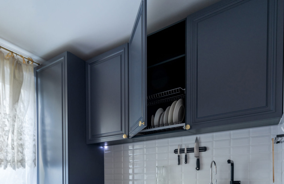 Кухонный гарнитур Италия в синем цвете