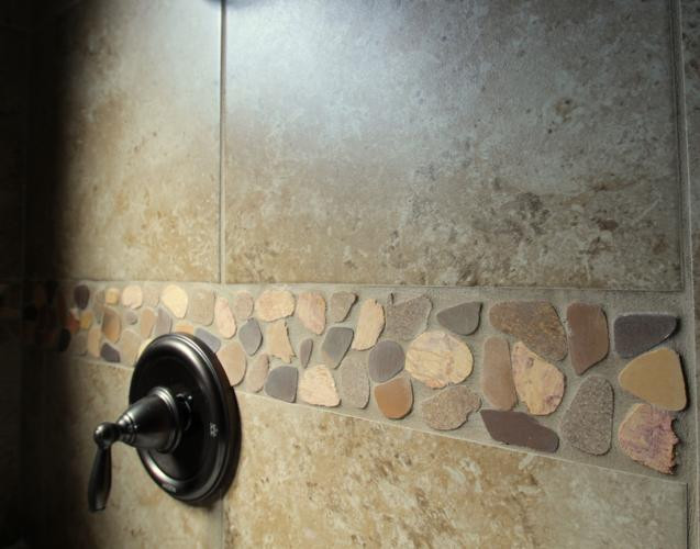 Transitional home design photo in Austin