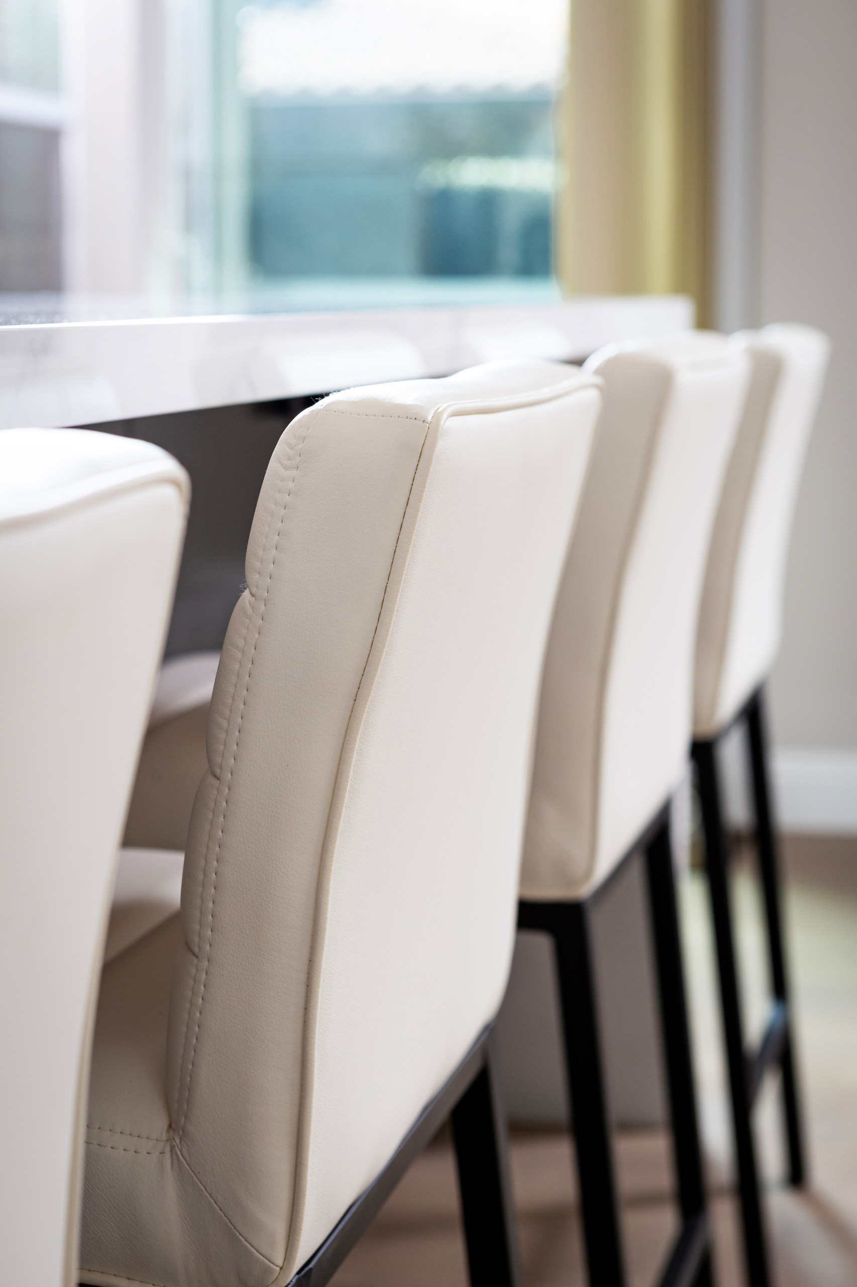 Thousand Oaks Contemporary Kitchen Design