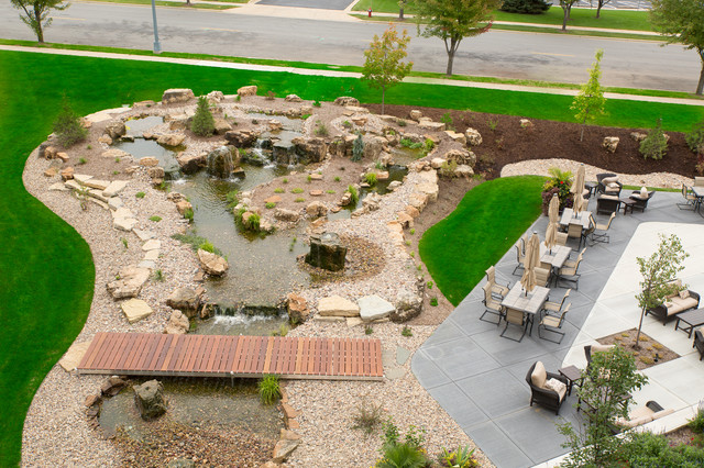Large Pondless Waterfall garden