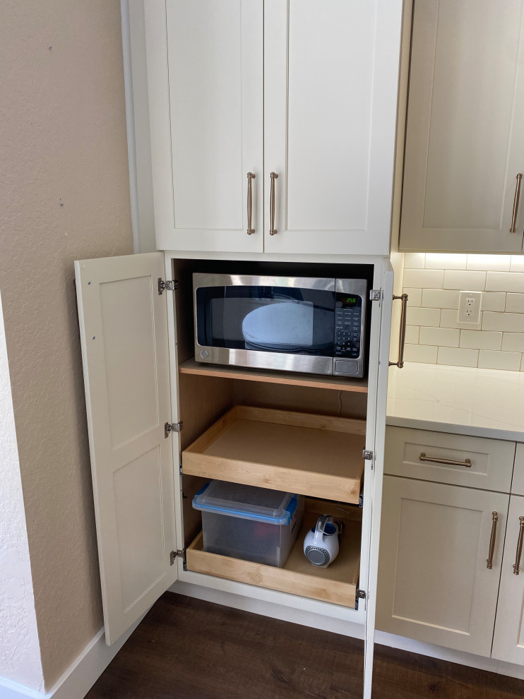 Bashiri Kitchen