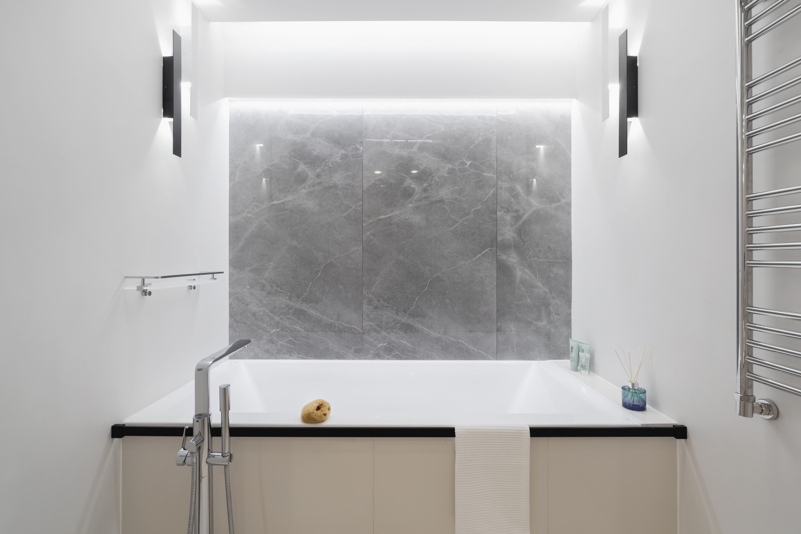 Двухкомнатная квартира с символом метро