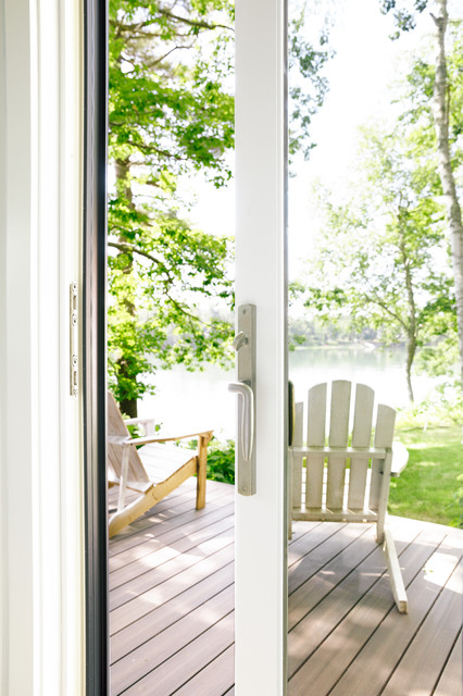 Freeport Tiny House contemporary-terrace