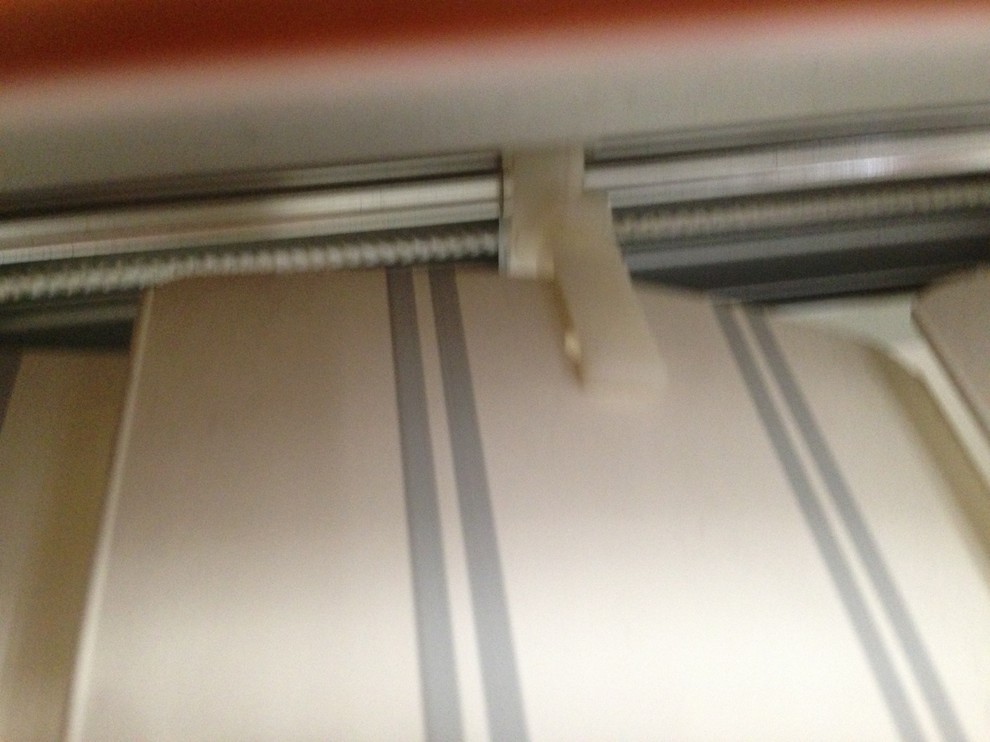 Replacing Missing clips from vertical blinds
