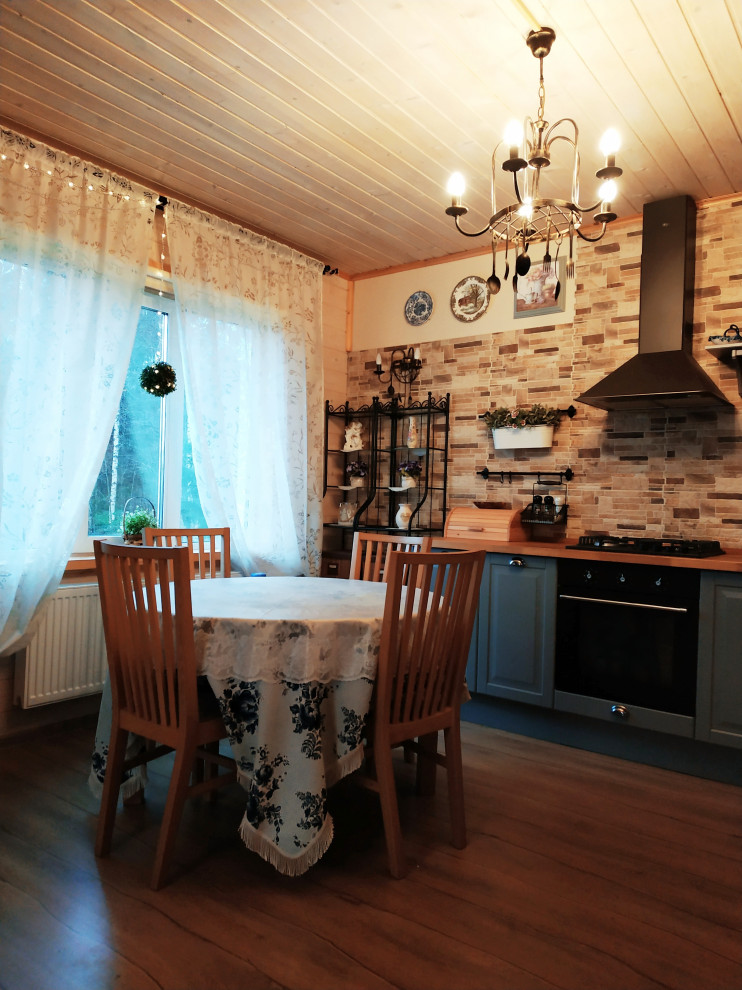 Загородный дом с новогодним настроением