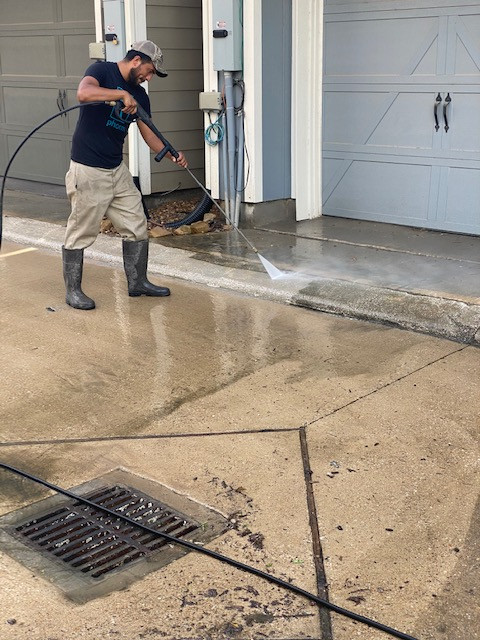 Pressure Wash 28,000sf Gated HOA 60 Homes